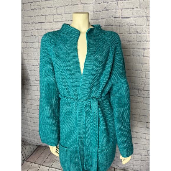 American vintage OOAK Hand knit over sized green belted cardigan size medium - Picture 2 of 14